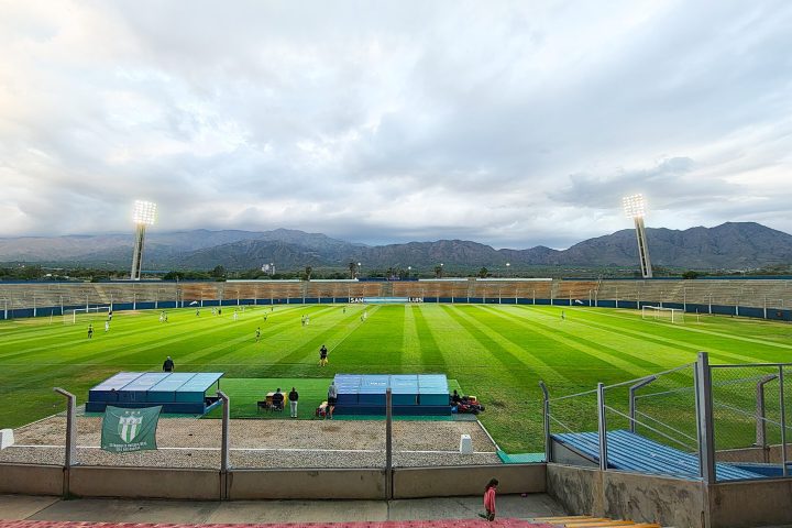 ESTADIO JUAN GILBERTO FUNES 1