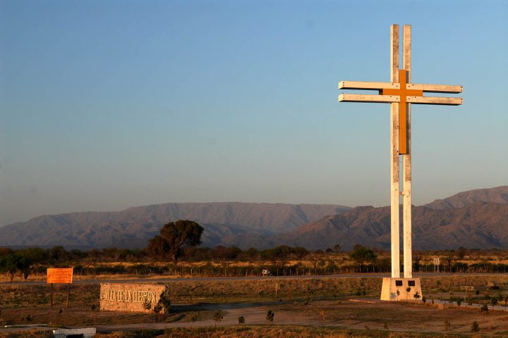 VILLA-DE-LA-QUEBRADA-3