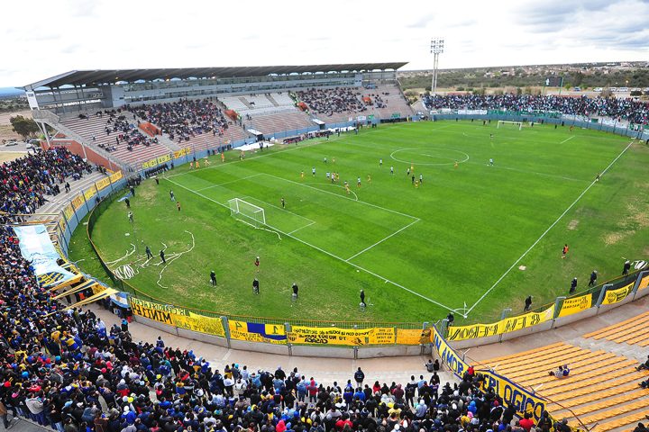 rassegna-asientos-estadios-la-punta